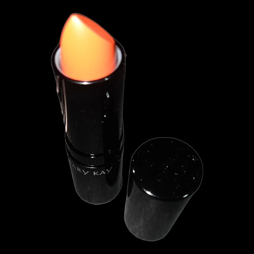 Mary Kay Matte Lipstick Orange Mio Discontinued New - Picture 2 of 3